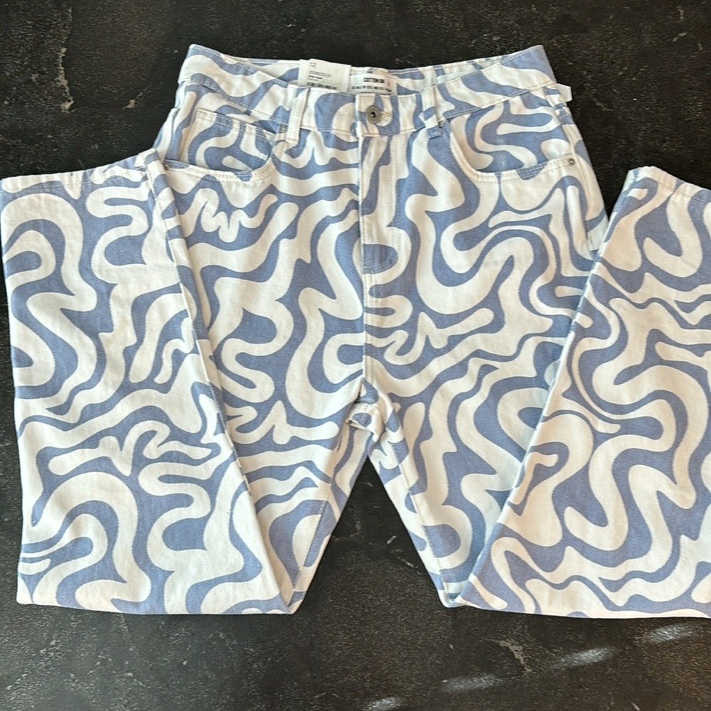 Cotton On Blue Swirl High-Rise Mom Jeans - Size 8 NWT